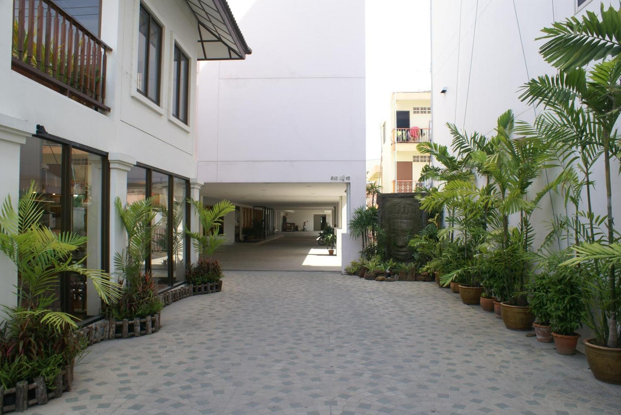 פאטאיה Diamond City Place Hotel מראה חיצוני תמונה