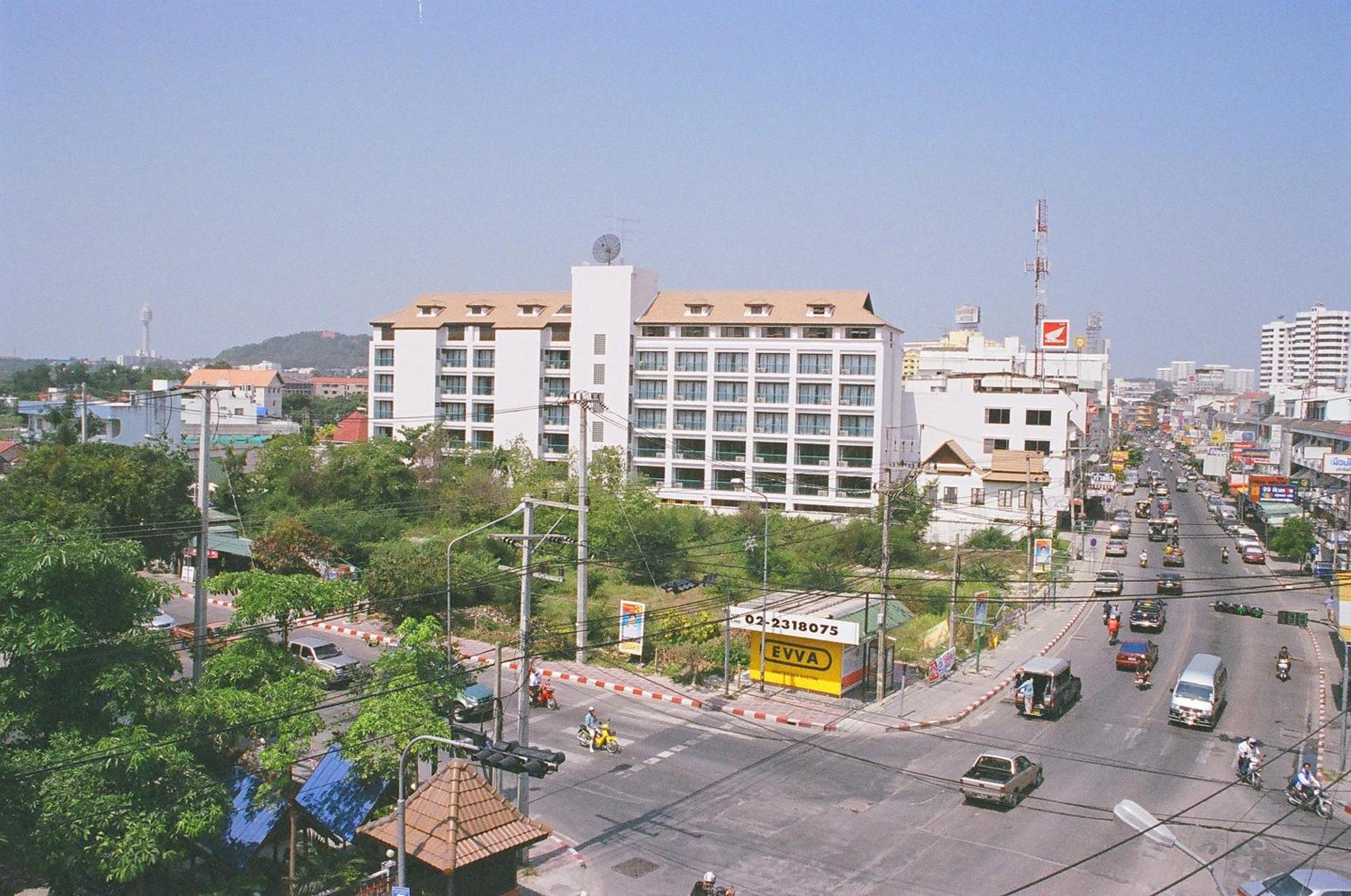 פאטאיה Diamond City Place Hotel מראה חיצוני תמונה