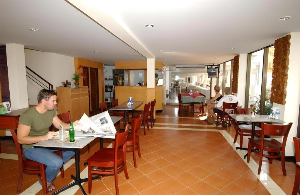 פאטאיה Diamond City Place Hotel מראה חיצוני תמונה