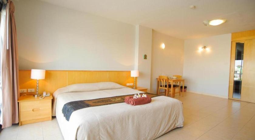 פאטאיה Diamond City Place Hotel מראה חיצוני תמונה