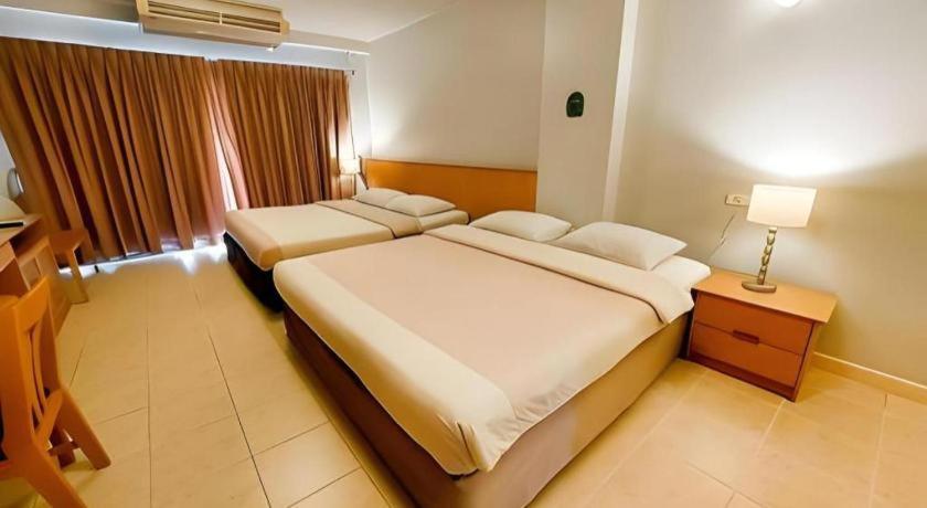 פאטאיה Diamond City Place Hotel מראה חיצוני תמונה