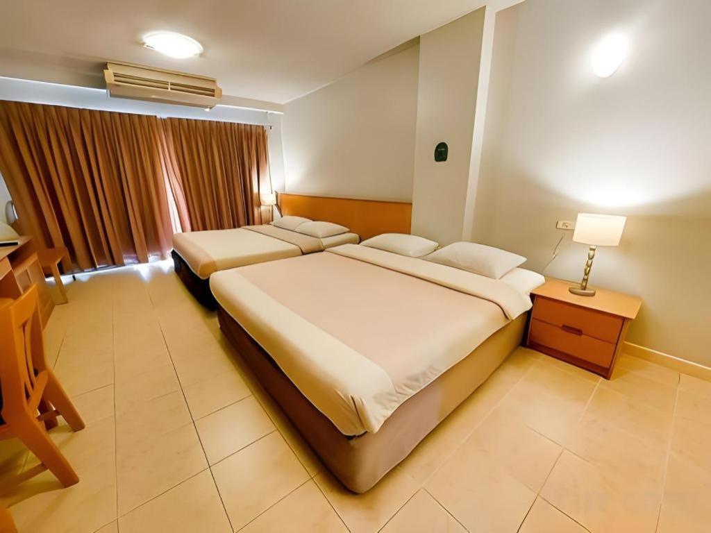פאטאיה Diamond City Place Hotel מראה חיצוני תמונה