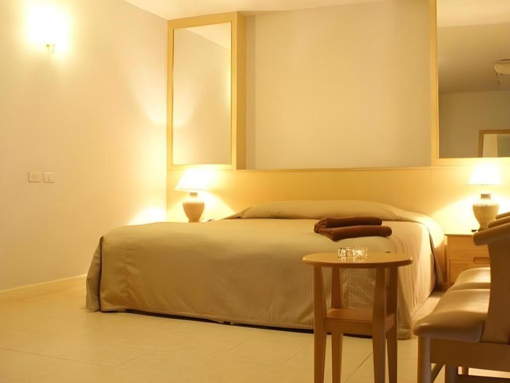 פאטאיה Diamond City Place Hotel מראה חיצוני תמונה