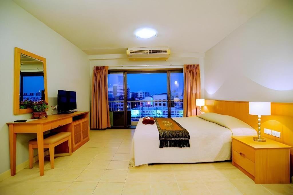 פאטאיה Diamond City Place Hotel מראה חיצוני תמונה
