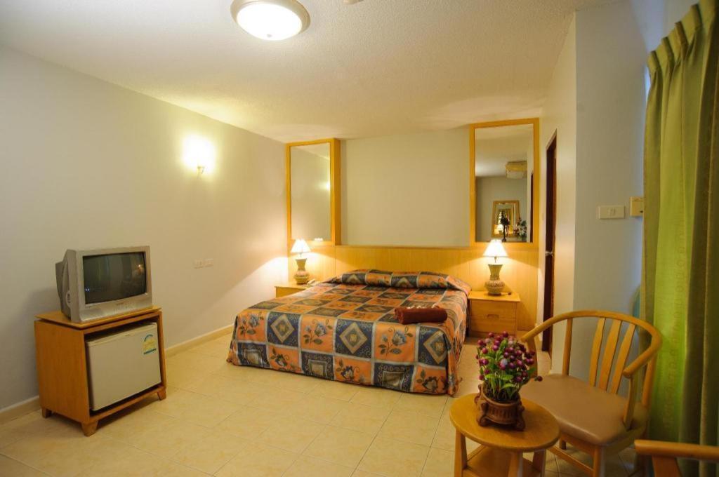 פאטאיה Diamond City Place Hotel מראה חיצוני תמונה